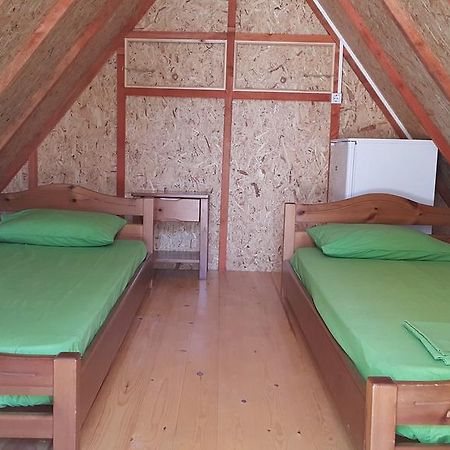 ホテルGrammeno Camping Kountoura Selino エクステリア 写真